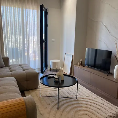 Square Garden Aparthotel