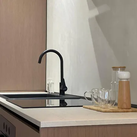 Square Garden Aparthotel 4*