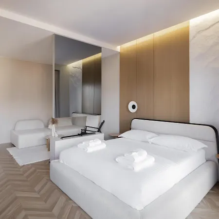 Square Garden Aparthotel *