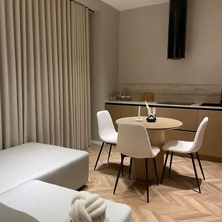 Aparthotel Square Garden