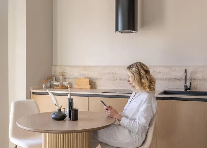 Square Garden 4* Tirana