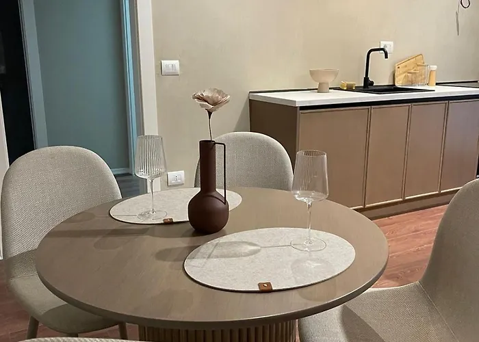 Square Garden 아파트호텔 티라나