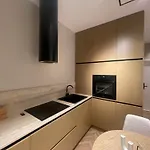 아파트호텔 Square Garden 4*