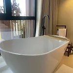 Square Garden 아파트호텔 티라나