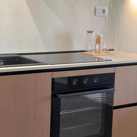 Square Garden מלון דירות 4*