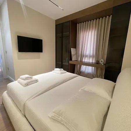 Square Garden טיראנה