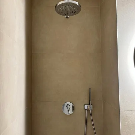 Square Garden טיראנה